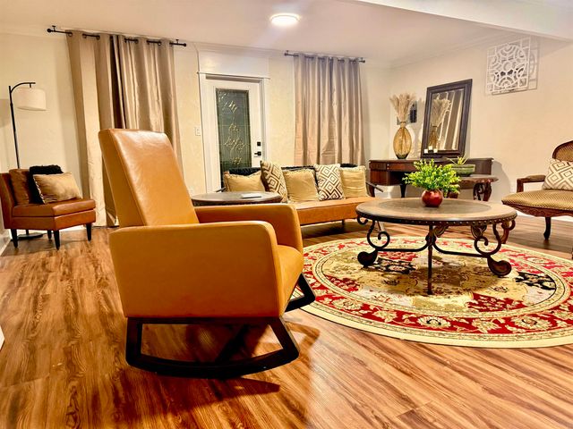 3368 Wood Hill Drive, Tallahassee, FL 32303