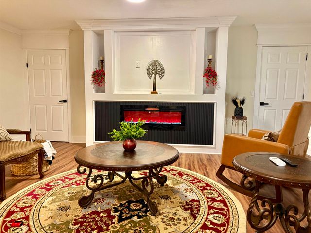 3368 Wood Hill Drive, Tallahassee, FL 32303