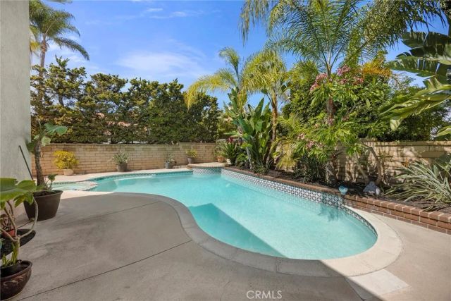 24843 Via Santa Cruz, Mission Viejo, CA 92692