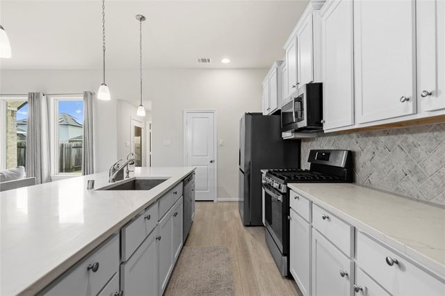 2602 Arbor Edge Crossing, La Marque, TX 77568