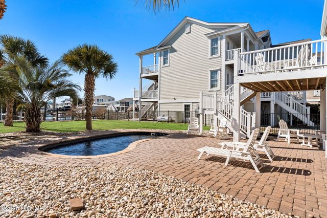 172 Sailfish Street, Supply, NC 28462