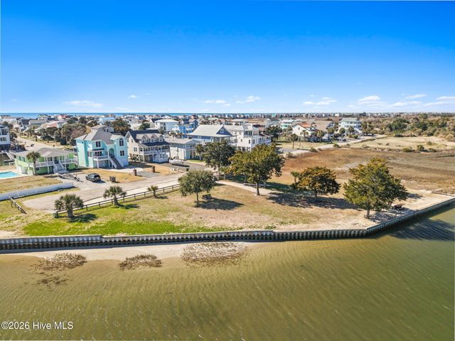 172 Sailfish Street, Supply, NC 28462