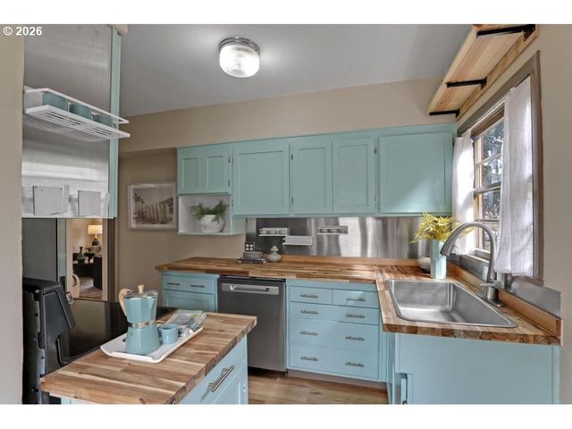 2915 Ne 47TH Ave, Portland, OR 97213