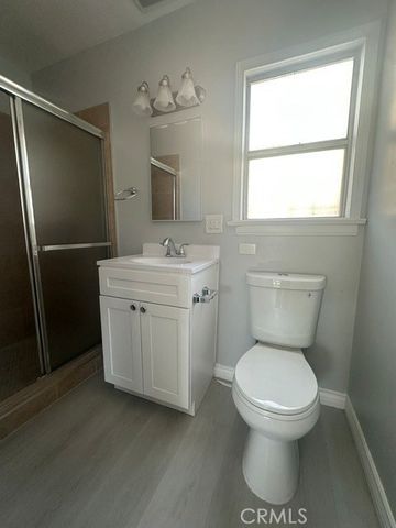 8811 S Budlong, Los Angeles, CA 90044