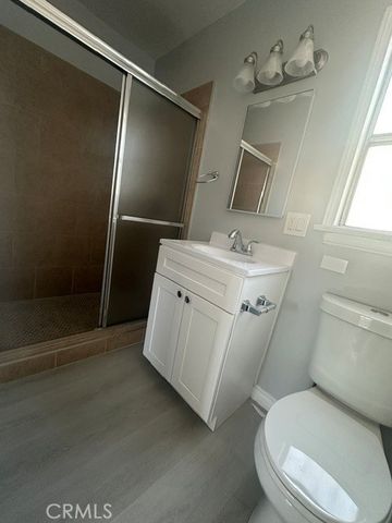 8811 S Budlong, Los Angeles, CA 90044