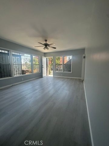8811 S Budlong, Los Angeles, CA 90044