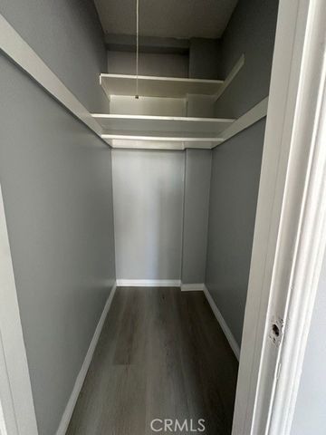 8811 S Budlong, Los Angeles, CA 90044
