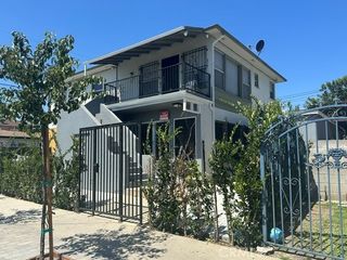 8811 S Budlong, Los Angeles, CA 90044