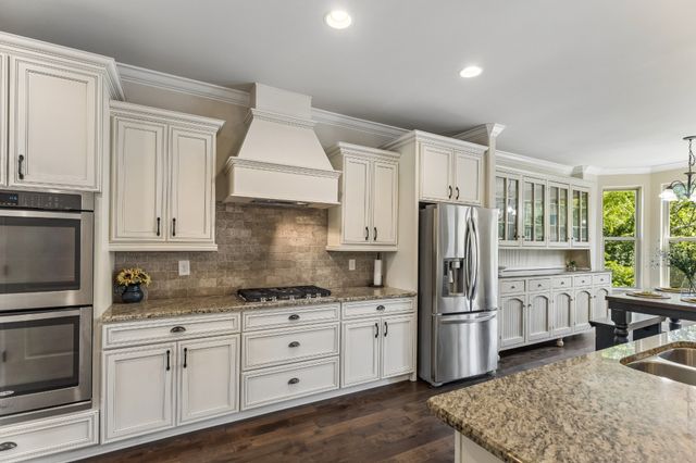 1086 Cantwell Pl, Spring Hill, TN 37174