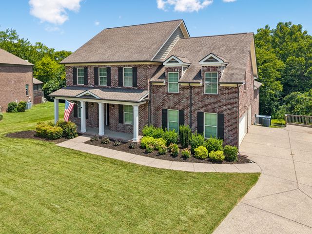 1086 Cantwell Pl, Spring Hill, TN 37174