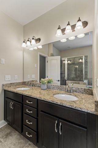 1086 Cantwell Pl, Spring Hill, TN 37174