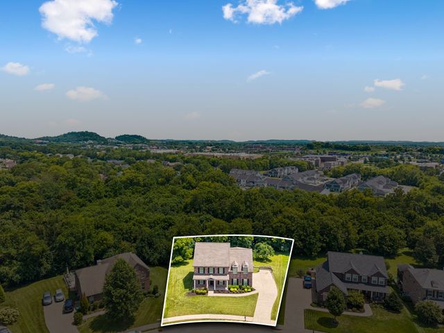 1086 Cantwell Pl, Spring Hill, TN 37174