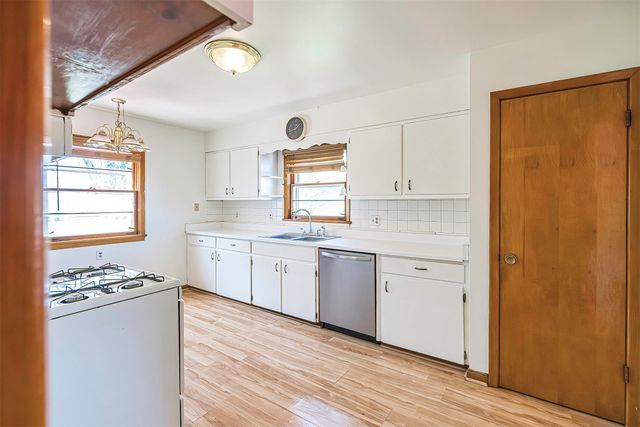 4402 PARADE Boulevard, Erie, PA 16508