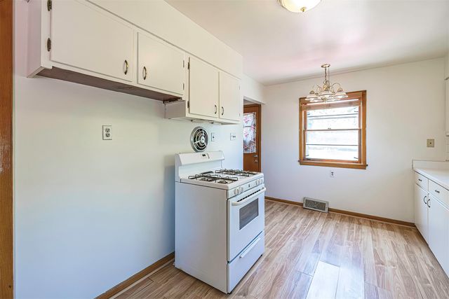 4402 PARADE Boulevard, Erie, PA 16508