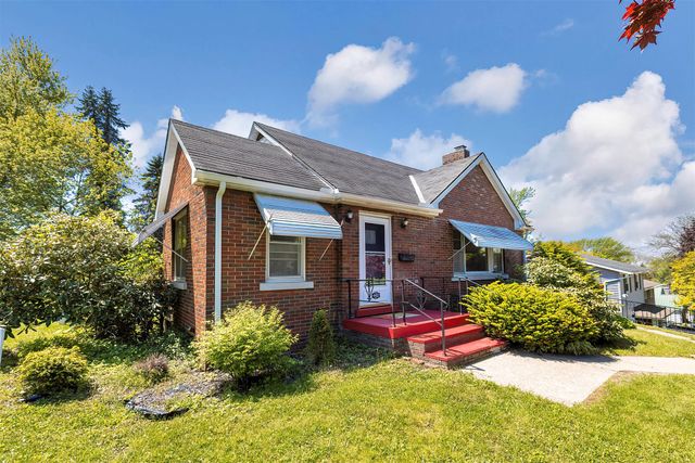 4402 PARADE Boulevard, Erie, PA 16508