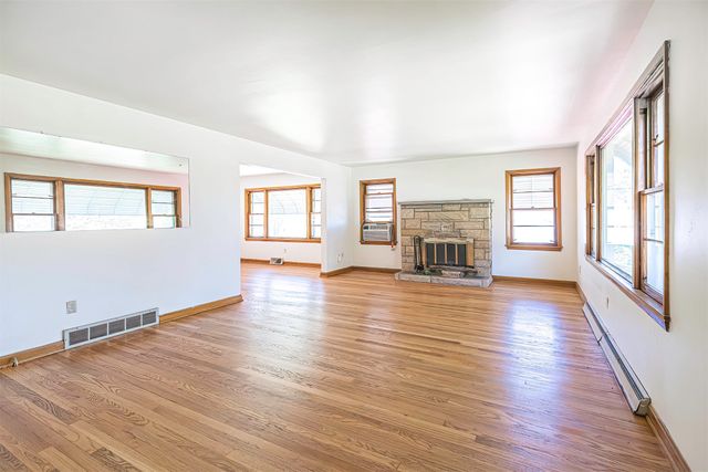 4402 PARADE Boulevard, Erie, PA 16508