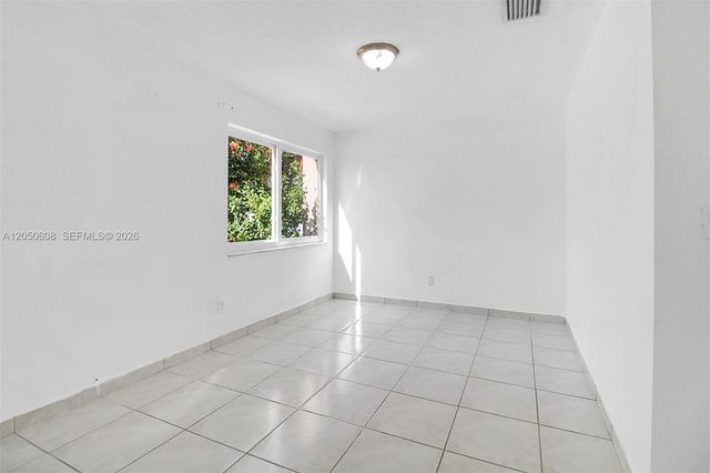 19721 SW 122nd Place, Miami, FL 33177