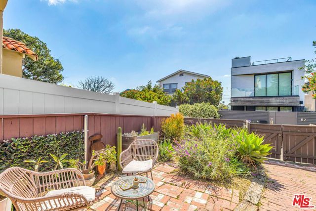 111 Paloma Avenue, Venice (los Angeles), CA 90291