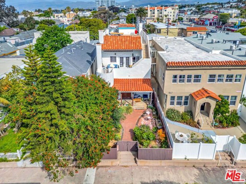 111 Paloma Avenue, Venice (los Angeles), CA 90291