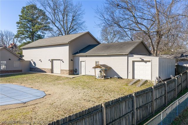 34 W Denver Street, Greenwood, AR 72936