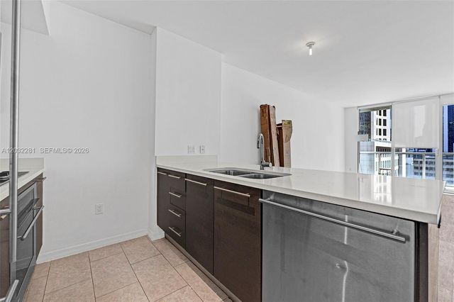55 SE 6th Street 1208, Miami, FL 33131