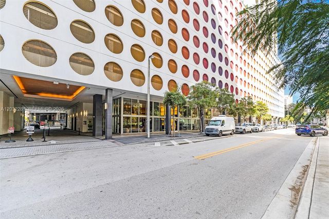 55 SE 6th Street 1208, Miami, FL 33131