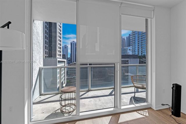 55 SE 6th Street 1208, Miami, FL 33131