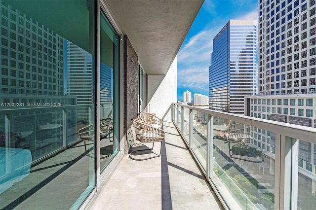 55 SE 6th Street 1208, Miami, FL 33131