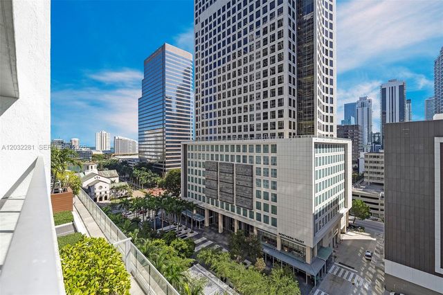 55 SE 6th Street 1208, Miami, FL 33131