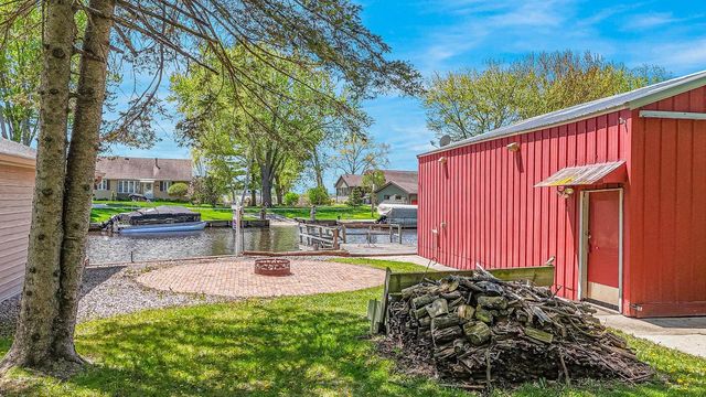 7761 BOOM BAY HEIGHTS ROAD, Larsen, WI 54947