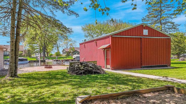 7761 BOOM BAY HEIGHTS ROAD, Larsen, WI 54947