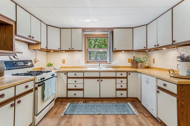 7761 BOOM BAY HEIGHTS ROAD, Larsen, WI 54947