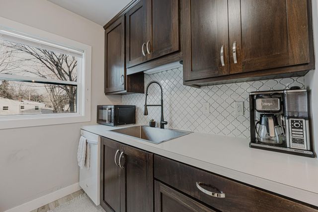 427 13th Street S, Moorhead, MN 56560