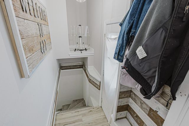 427 13th Street S, Moorhead, MN 56560