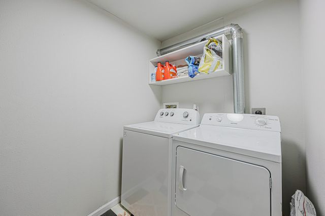 427 13th Street S, Moorhead, MN 56560