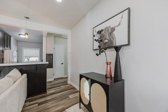 427 13th Street S, Moorhead, MN 56560