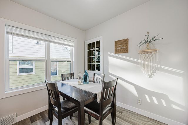 427 13th Street S, Moorhead, MN 56560