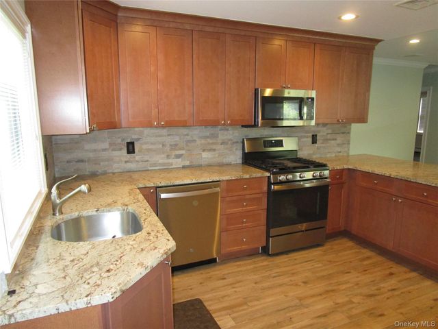 9 Gallows Hill Road, Cortlandt Manor, NY 10567