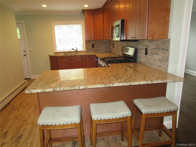 9 Gallows Hill Road, Cortlandt Manor, NY 10567