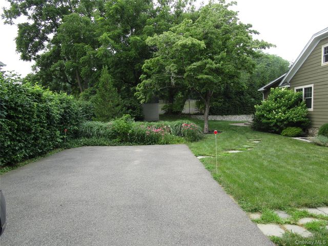 9 Gallows Hill Road, Cortlandt Manor, NY 10567