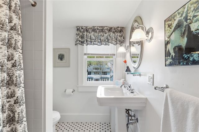 225 Oakdale Drive, Brighton, NY 14618