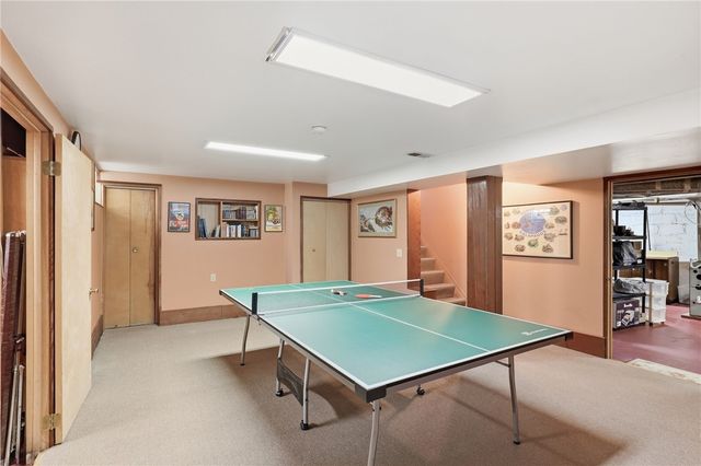 225 Oakdale Drive, Brighton, NY 14618
