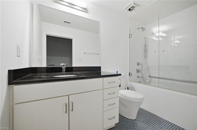 123 College Pl Unit 905, Norfolk, VA 23510