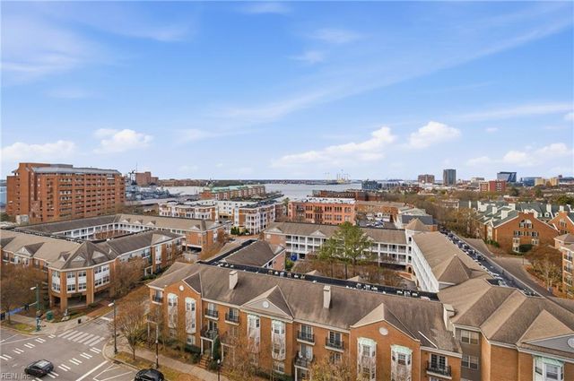 123 College Pl Unit 905, Norfolk, VA 23510