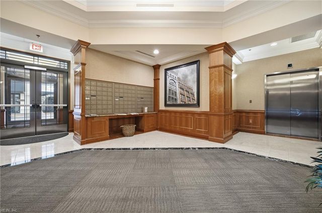 123 College Pl Unit 905, Norfolk, VA 23510