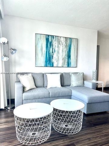 3801 S Ocean Drive 15P, Hollywood, FL 33019