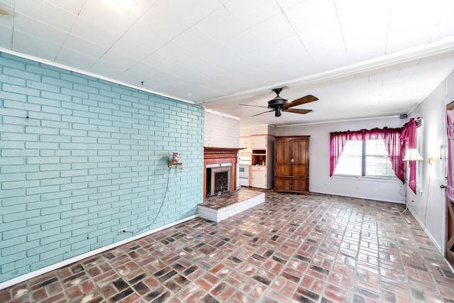 403 Tiger Dr, Thibodaux, LA 70301