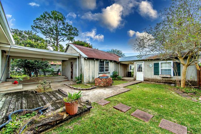 403 Tiger Dr, Thibodaux, LA 70301