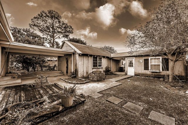 403 Tiger Dr, Thibodaux, LA 70301