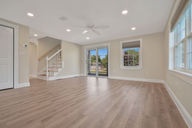 10 Thirteenth St, Wareham, MA 02538